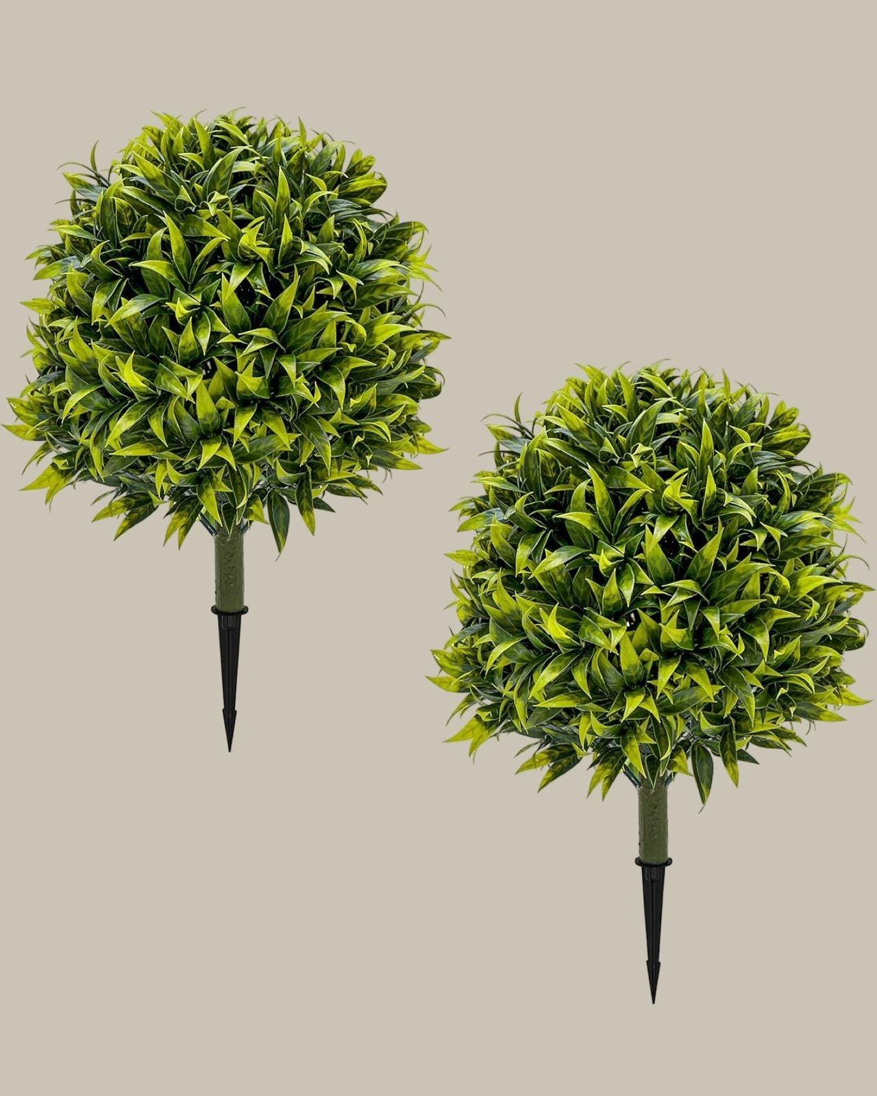 Weatherproof Boxwood Topiary Balls with Spike.