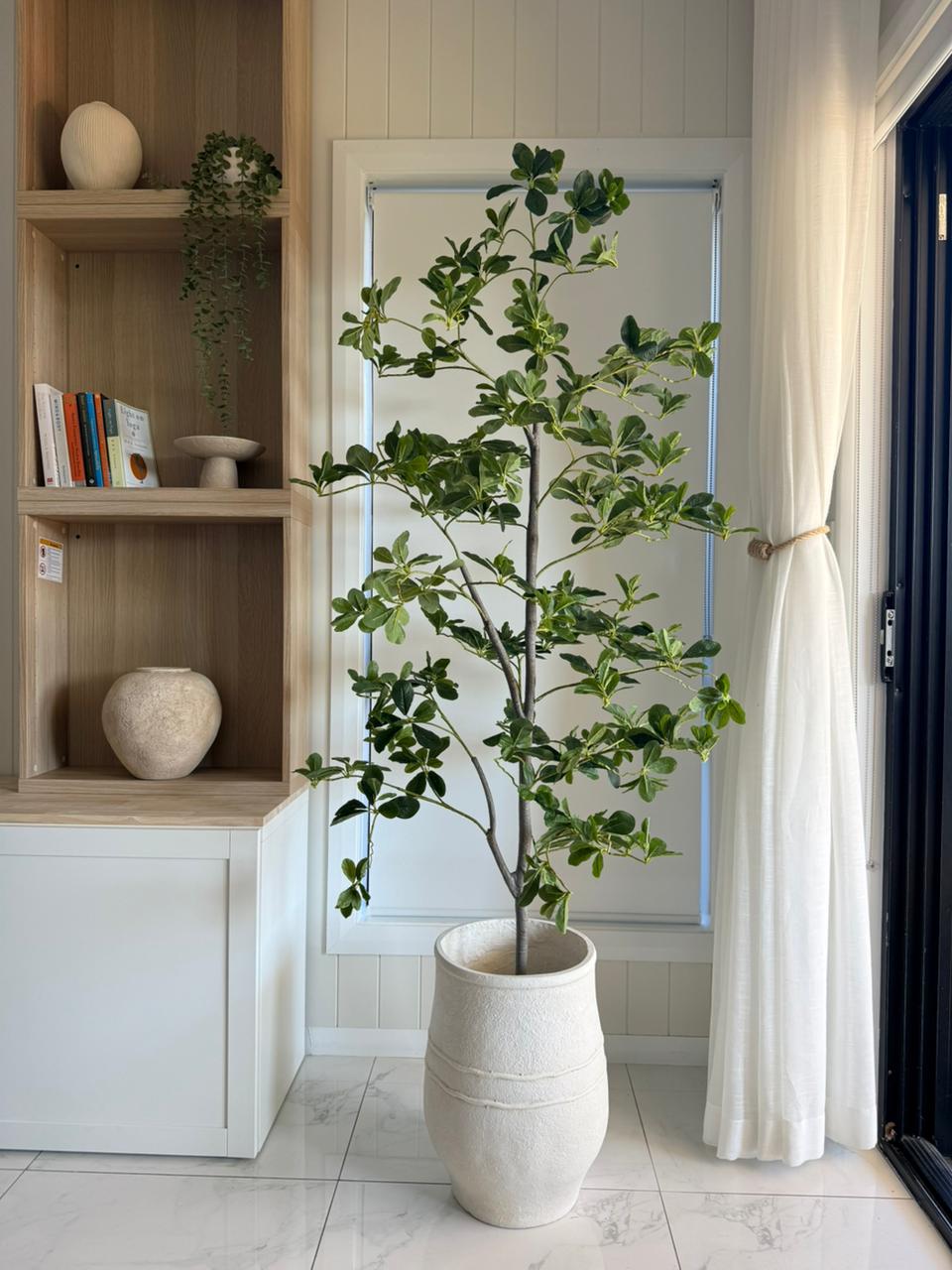 Solène Tall Pot - White
