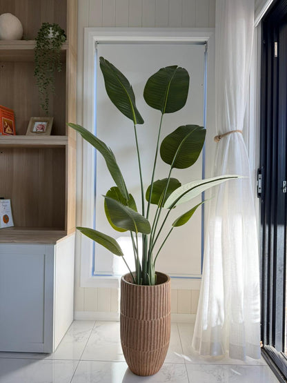 Ravello Tall Ribbed Fibreclay Pot - Brown