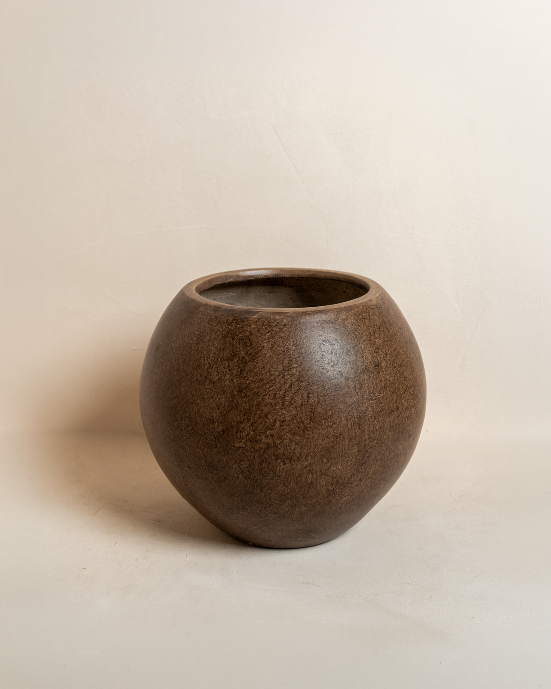 Maren Extra Large Round Pot — Brown